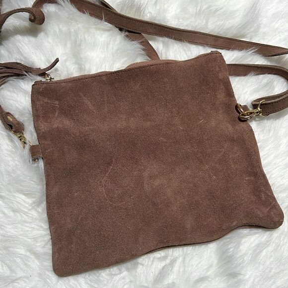 Parker Clay Tan Sued Leather Crossbody Purse B91 - Picture 6 of 8